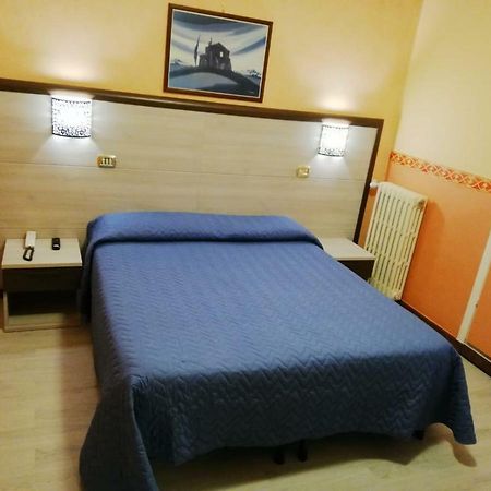 Hotel Ludovici ฟีอุจจี ภายนอก รูปภาพ