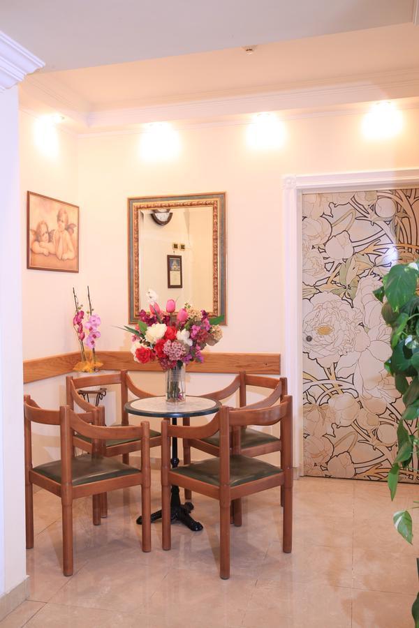 Hotel Ludovici ฟีอุจจี ภายนอก รูปภาพ